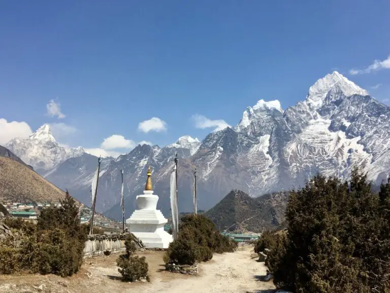 EBC trek - day 3 - way to Everest View Hotel