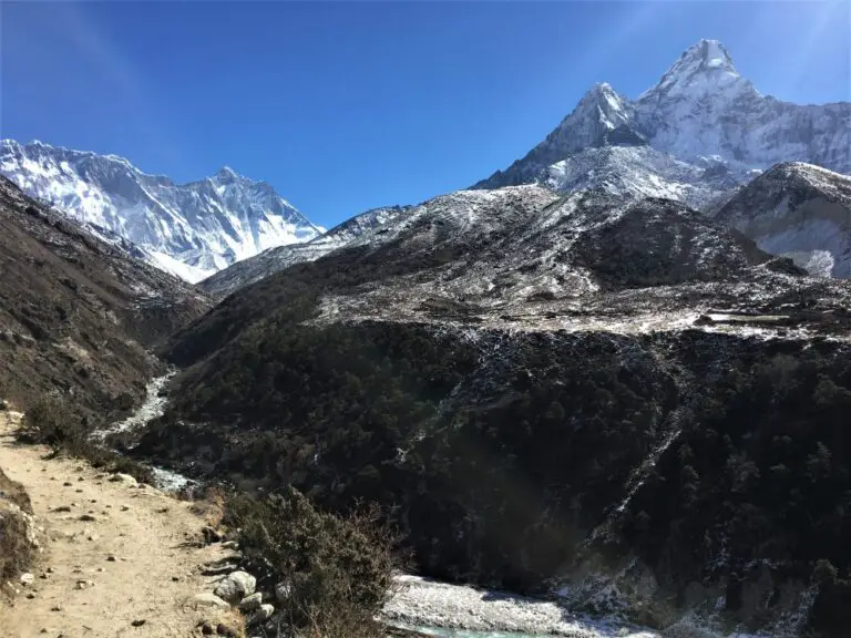 Trasa do Dingboche jest całkiem przyjemna - Trekking do bazy pod Everestem