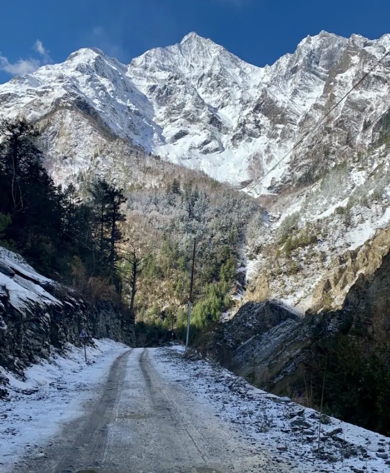 Road from Chame to Dhikur Pokhari