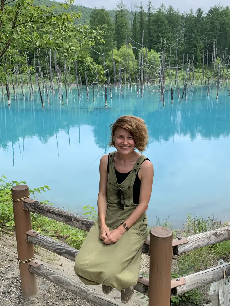 Blue pond Hokkaido - betiful world