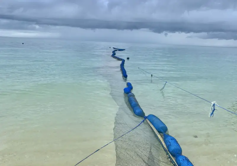 Sunset Beach Wyspa Ishigaki -  sieci chroniące przed meduzami