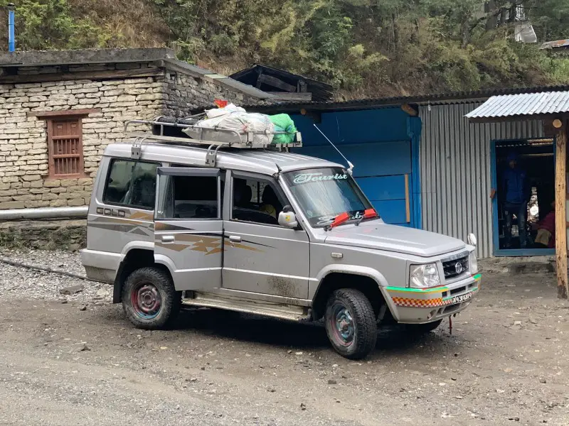 Annapurna Circuit jeep