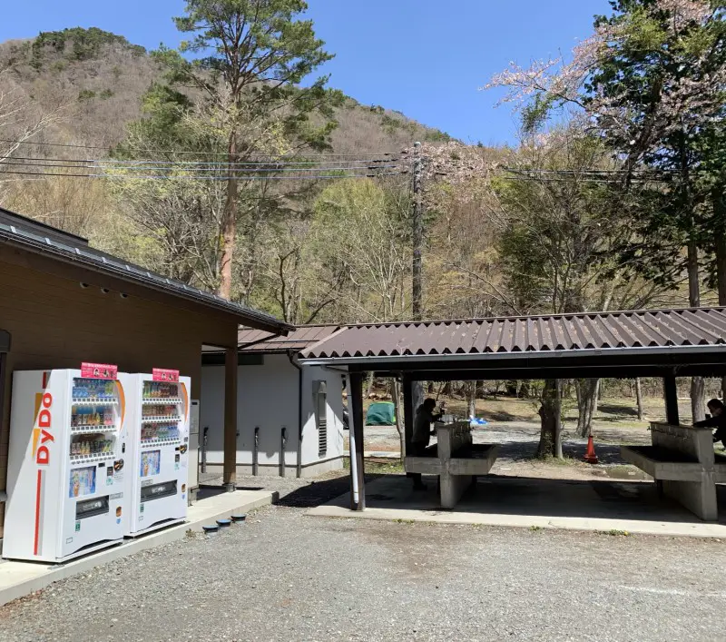 Kouan Camping Ground washing area and vending machines