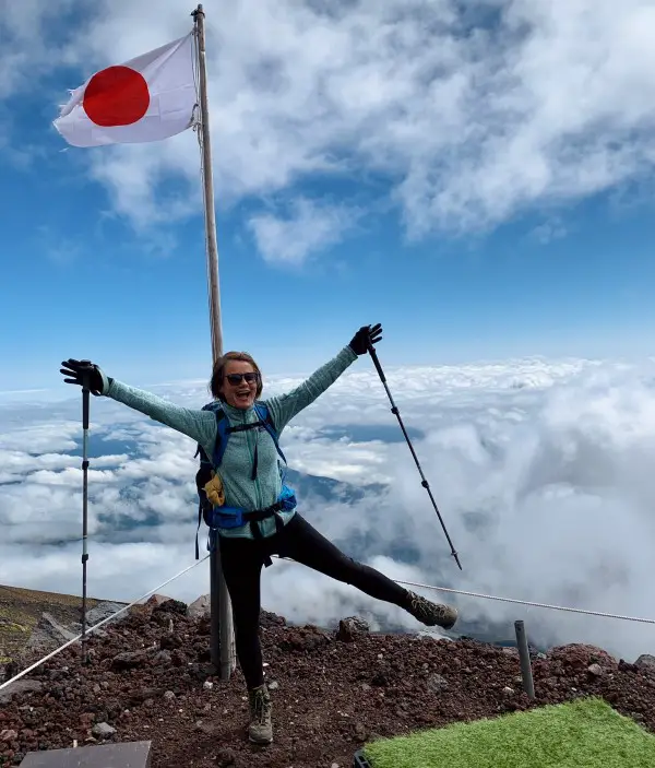 Climbing Mount Fuji from the bottom - Gotemba trail going down