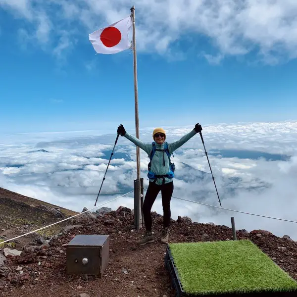 How to climb Mount Fuji - make it fun