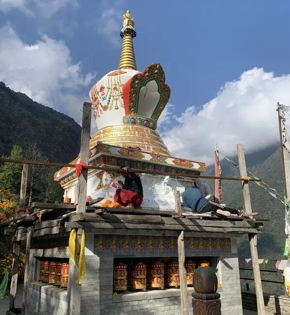 Chhomrong stupa