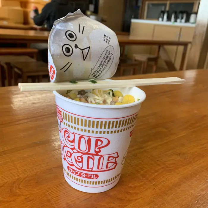 cup noodles Kitadake Sanso hut