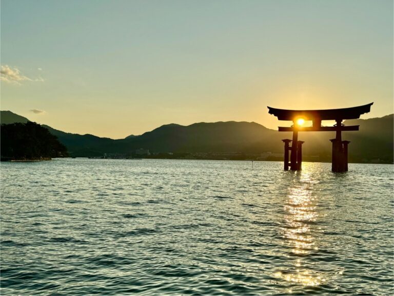 Read more about the article Miyajima Island: 10 Tips For a Short Yet Meaningful Day Trip