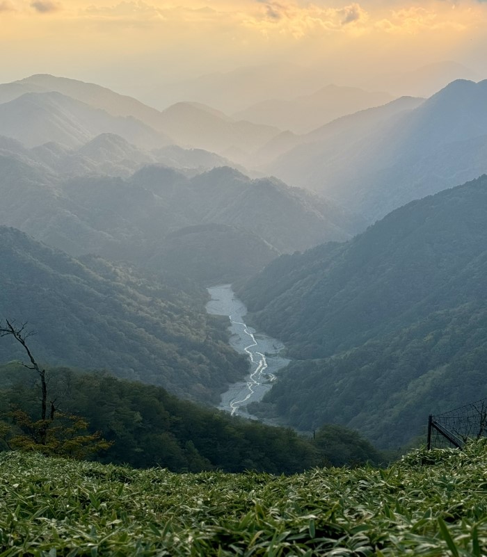 Mount Tanzawa trail from Yabitsu Pass sunset